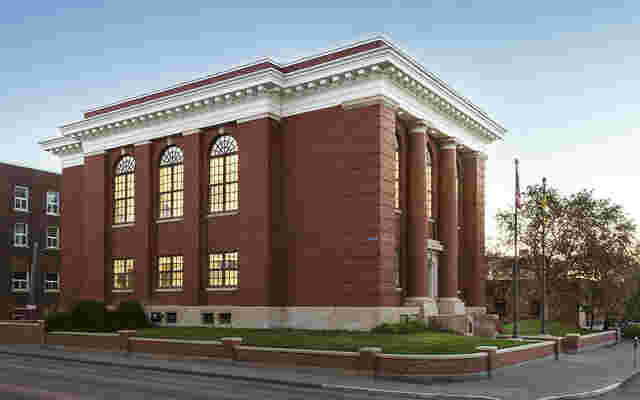 Moose Jaw Court House